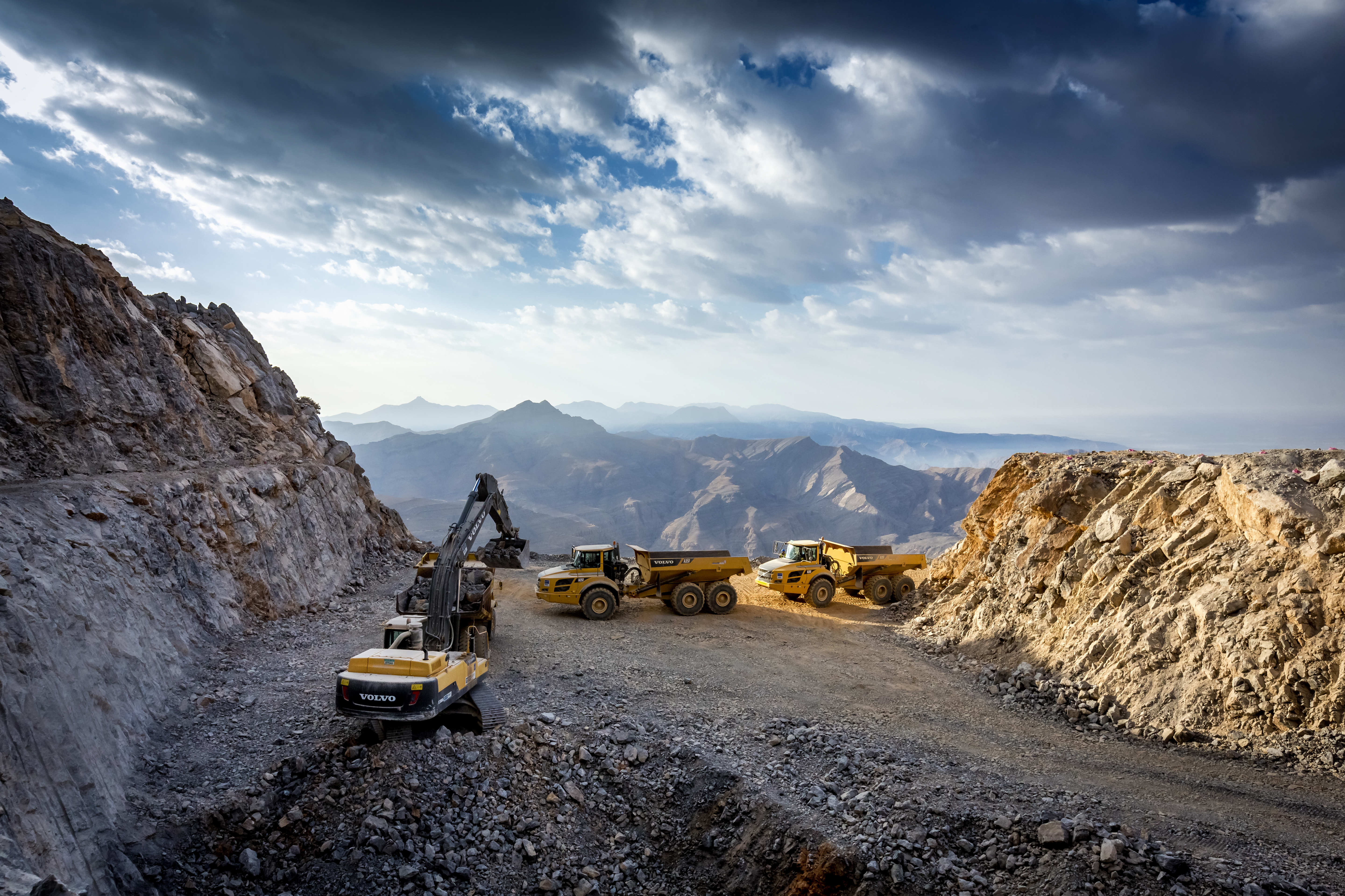 Machines from Volvo CE mountain road UAE
