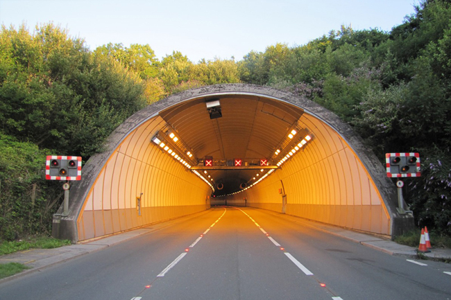 Saltash-Tunnel---West-portal.jpg