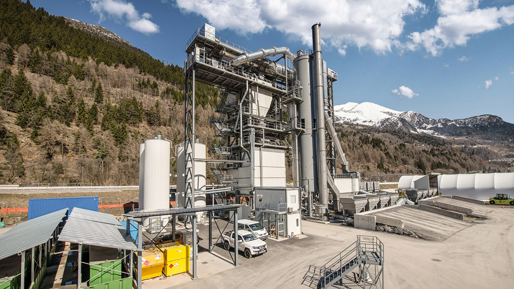 An Ammann plant has been playing a key role in the rebuilding of the busy N2 route in Switzerland