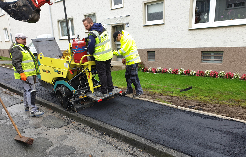 An Ammann paver has been used to handle reinstatement work in Germany