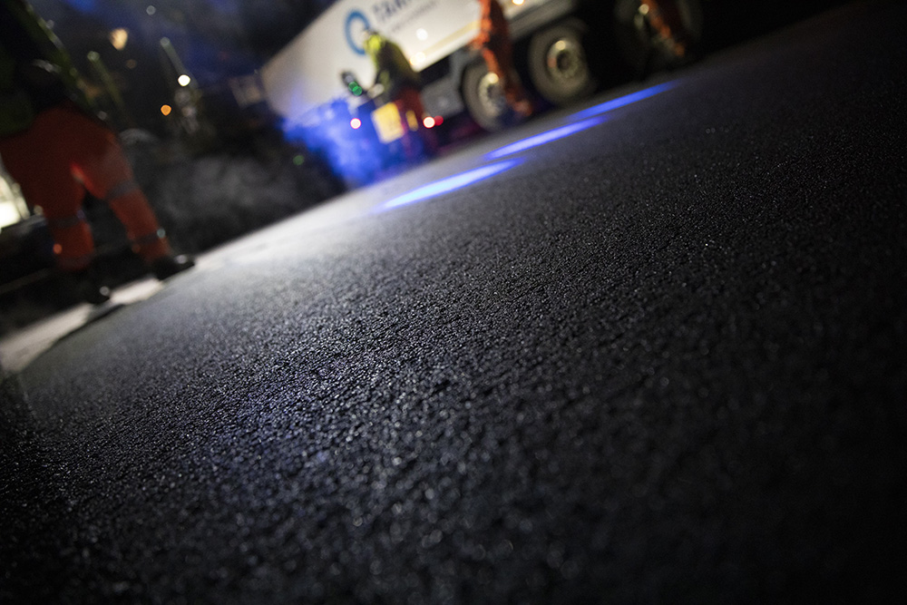 A special asphalt grade has been used to overlay deteriorating concrete on the A11 in the UK