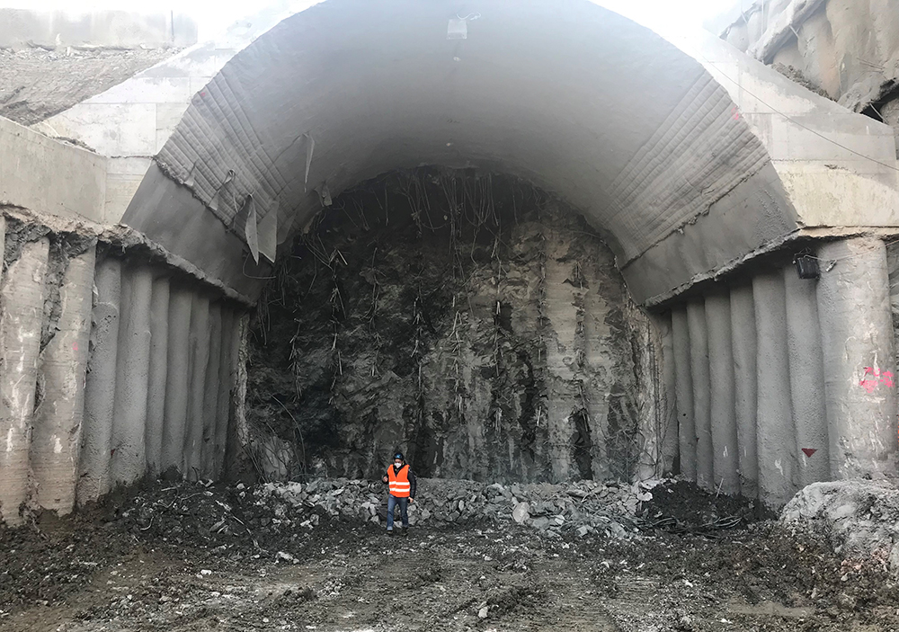 Excavation work is now underway on the SR318 project in Italy for the new Casacastalda Tunnel, and the new Picchiarella Tunnel on the route will also be driven using the same techniques