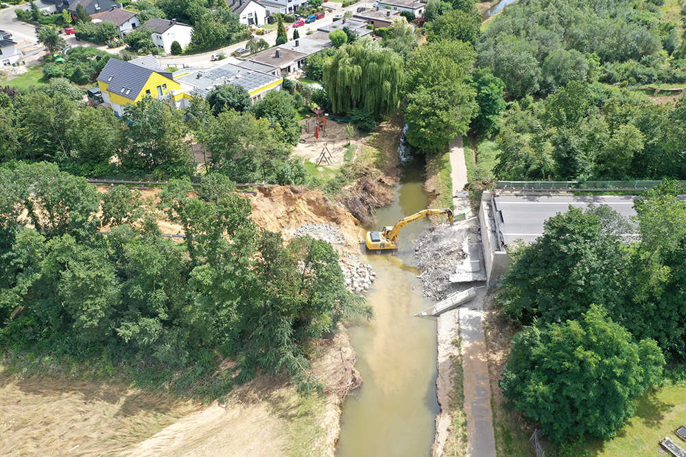 The Swistbach Bridge in Heimerzheim, Germany, was destroyed by floods in July 2021 (image courtesy Heitkamp BauHolding)