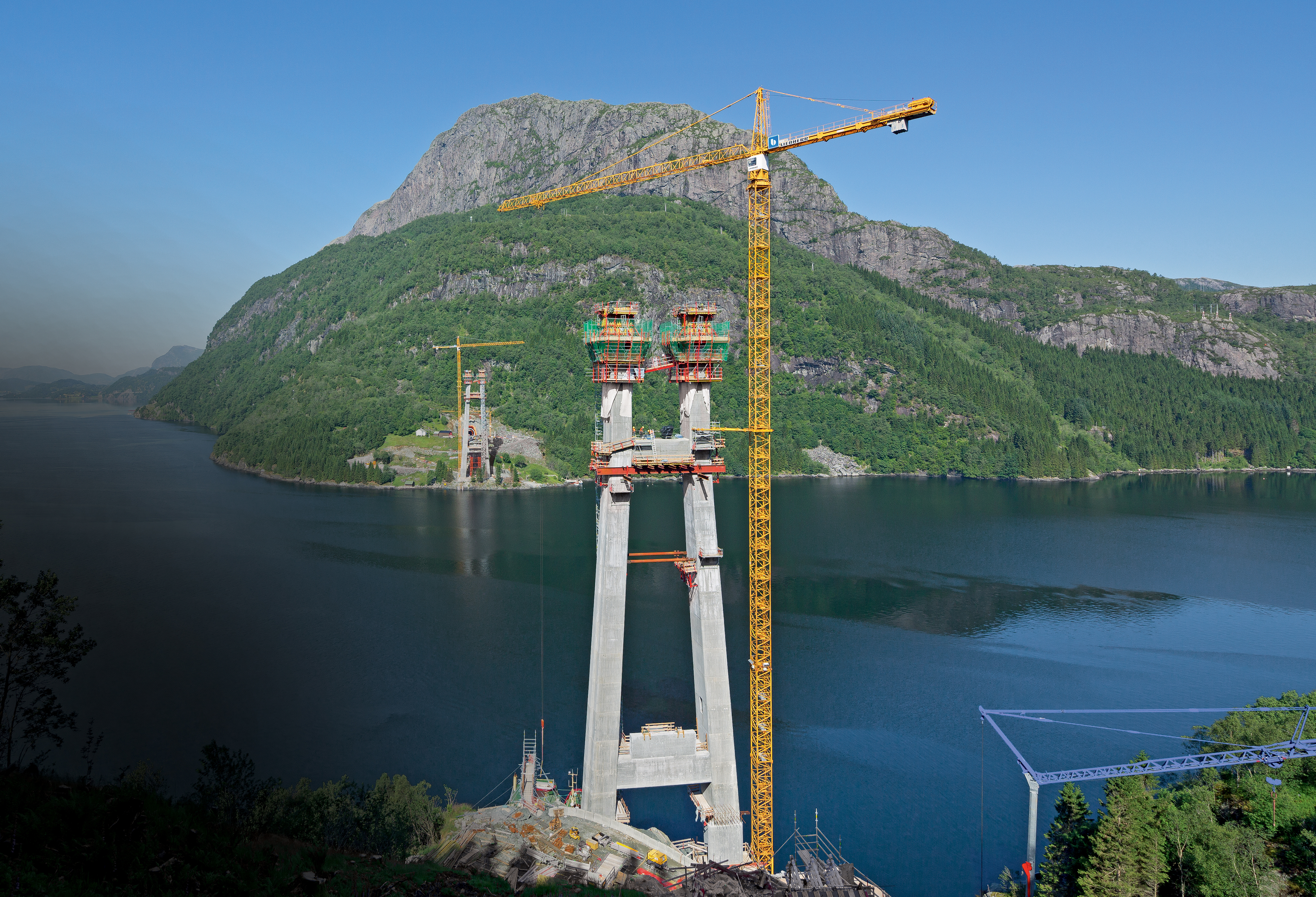 PERI construction of Dalsfjord Bridge in Norway