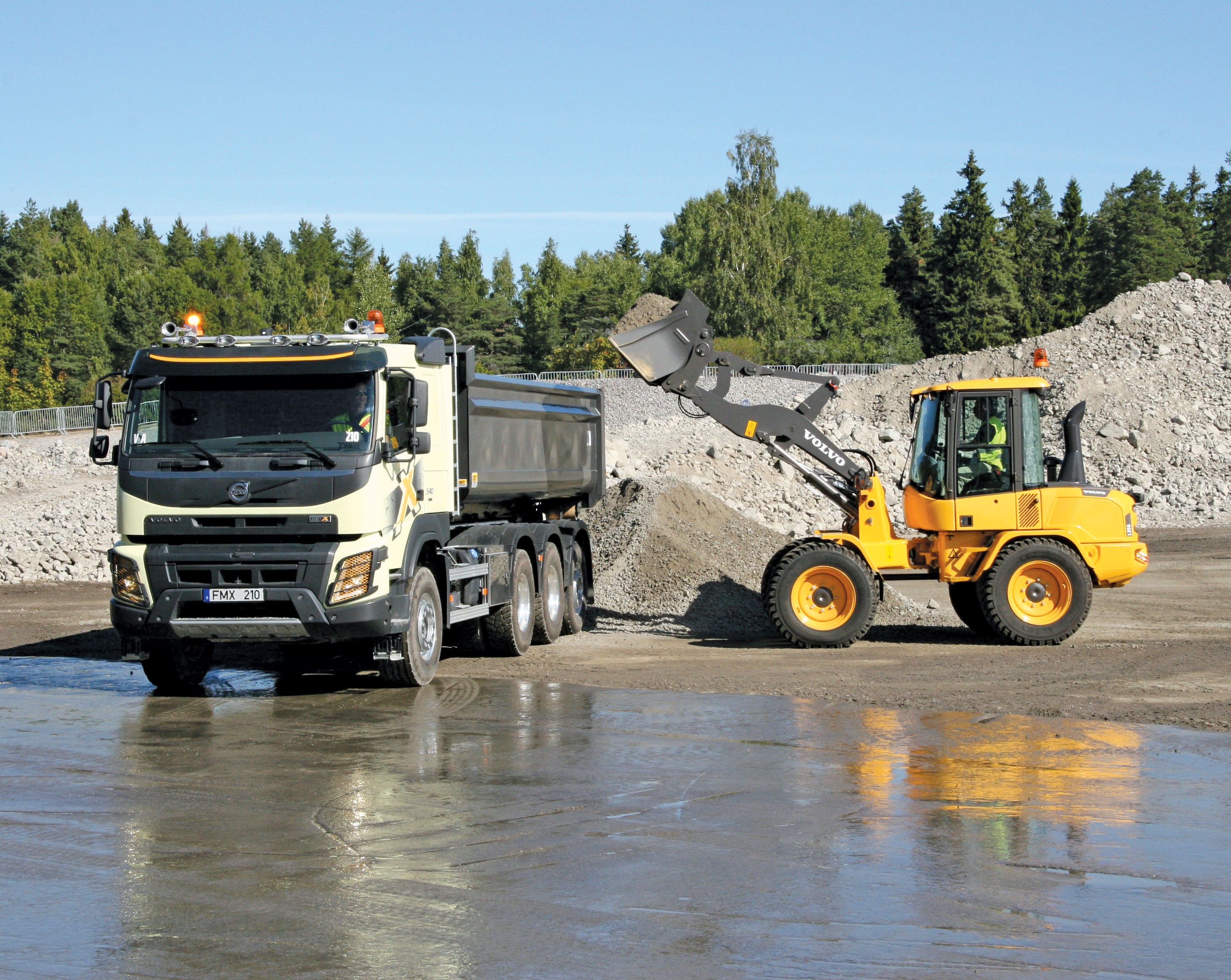 Volvo The L30 and L35 compact wheeled loaders