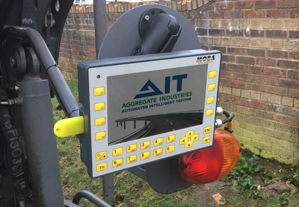 The new AIT system delivers more efficient paving and compaction 