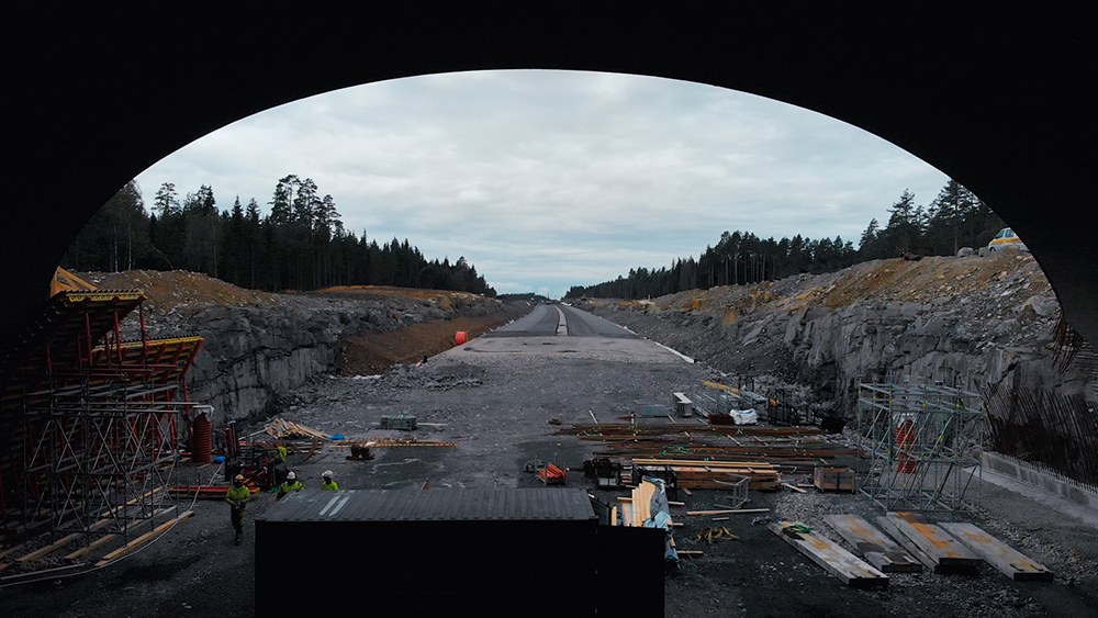 Norway Riksvei 3/25 Highway Project: one of 28 separate civil engineering structures built while connecting  the town of Oslo to Trondheim. Read full story:  https://www.digitalconstructionworks.com/solutions/ case-studies/norways-biggest-road/