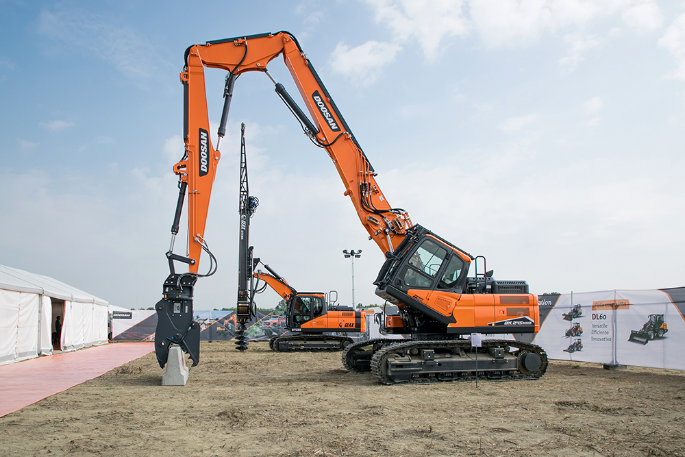 The new DX245DM-7 demolition excavator offers a combination of high performance and rugged construction