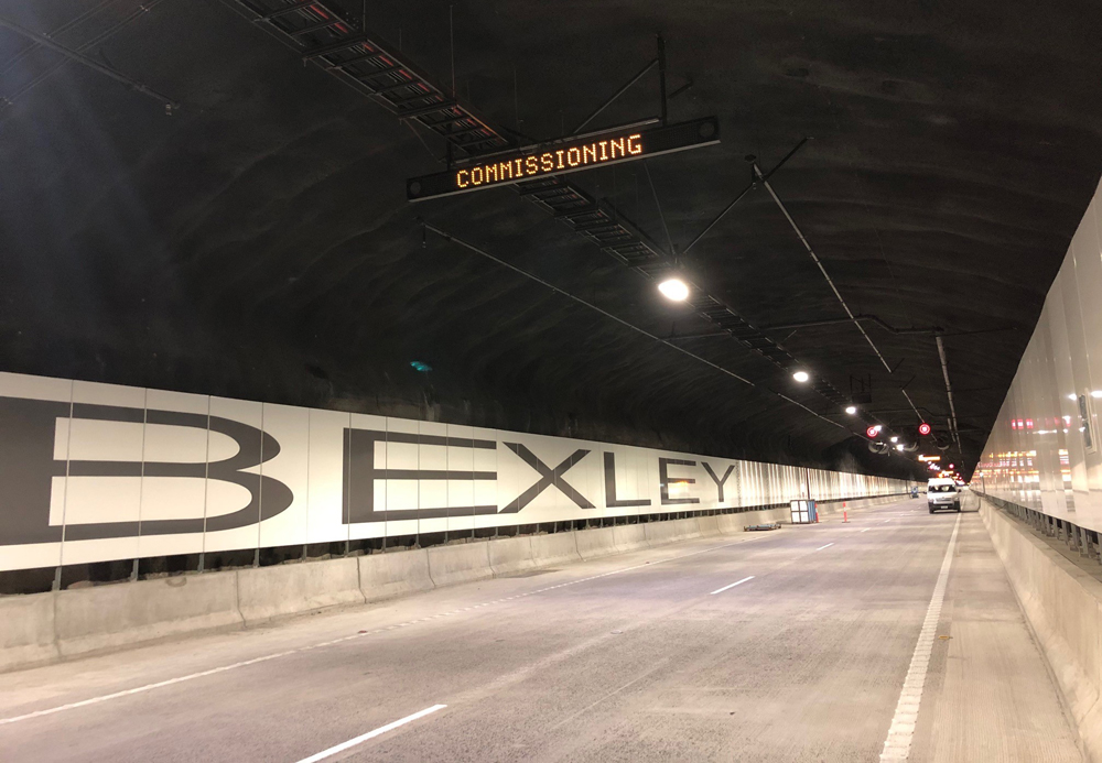Motorists can breathe easy as they glide through the twin tunnels of the recently opened M8 (image WestConnex | Transurban)