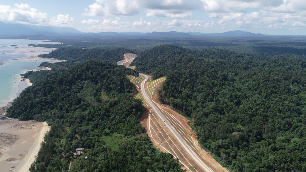 Using unmanned aerial vehicles and drones has allowed extensive data to be collated in real time (image © courtesy of Lebuhraya Borneo Utara Sdn Bhd)