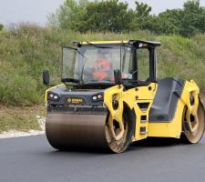 BOMAG articulated roller