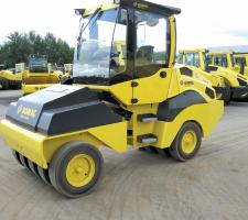 BOMAG compact rubber tyred roller