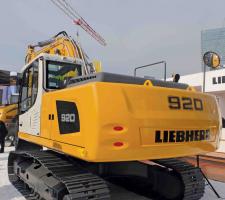 Liebherr’s R966 excavator 