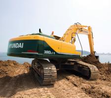 Hyundai 380 LC-9 excavator