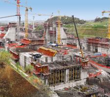 building expansion of the Panama Canal