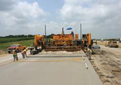 G&Z paver in action