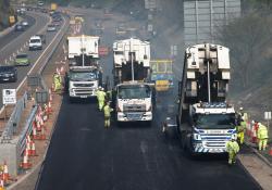Echelon paving was used to ensure a good hot-to-hot joint