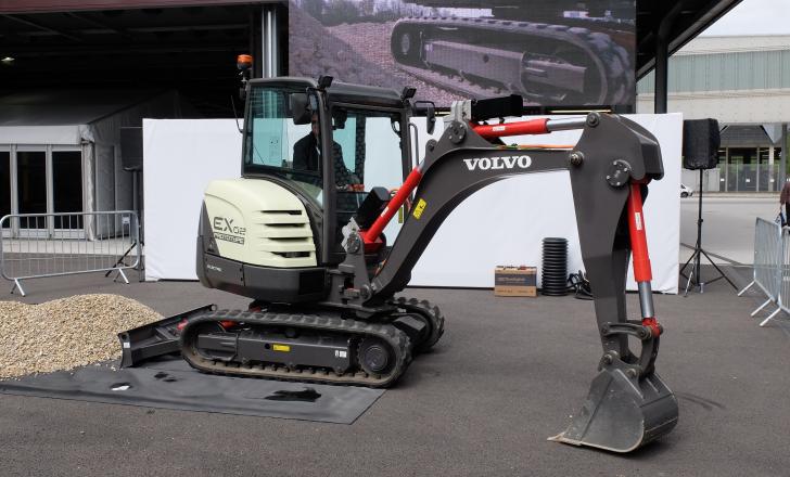 Volvo CE’s innovative electric mini excavator