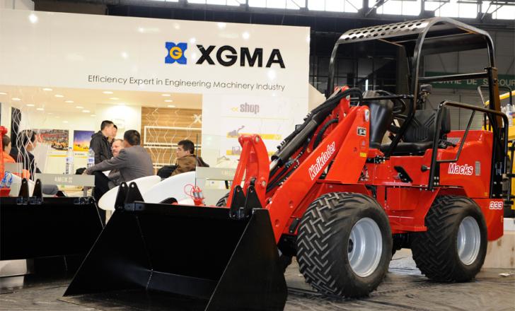 XGMA XG904 mini loader