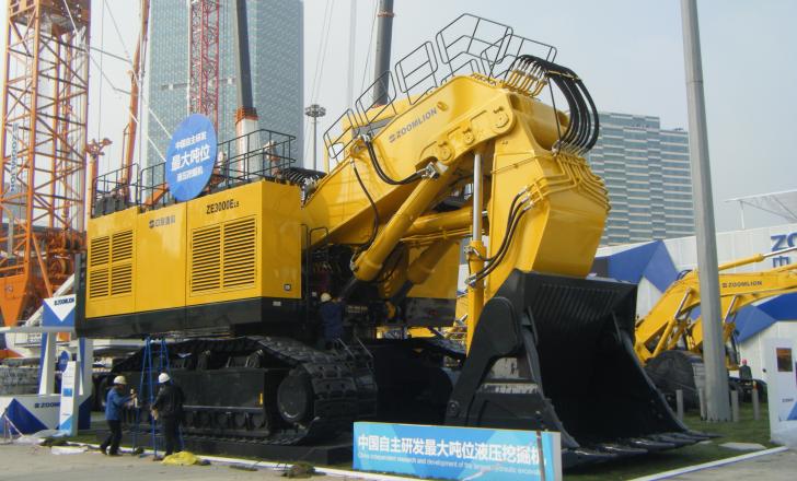 Zoomlion’s ZE3000ELs shovel hydraulic excavator