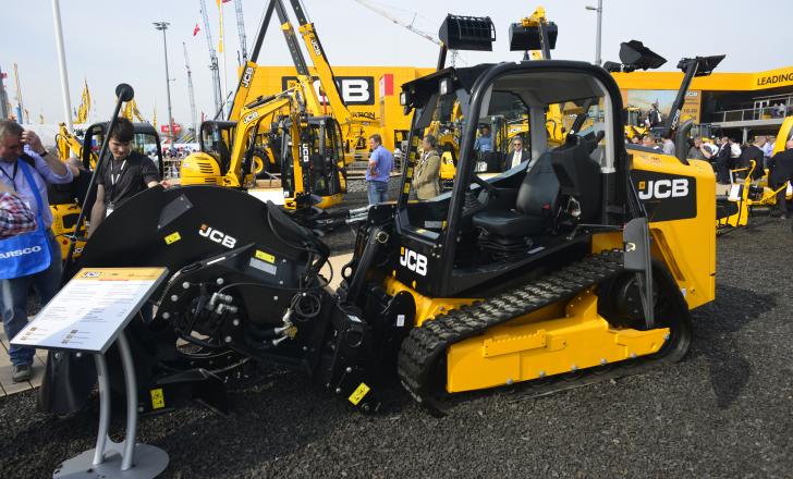 JCB first Tier 4 compact tracked loader