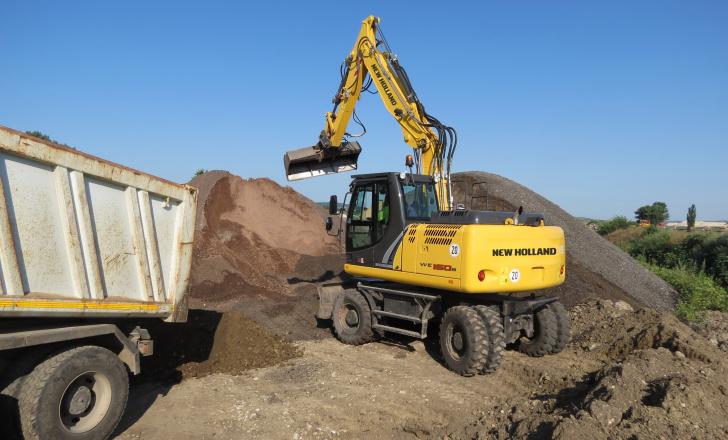 New Holland WE150B excavator